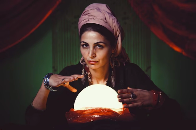 fortune teller in chinatown, toronto - astrologer & psychic vikram